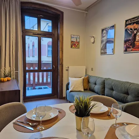 In The Center - Self Check-in Lägenhet Jelenia Góra