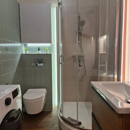 아파트 In The Center - Self Check-in 옐레니아구라